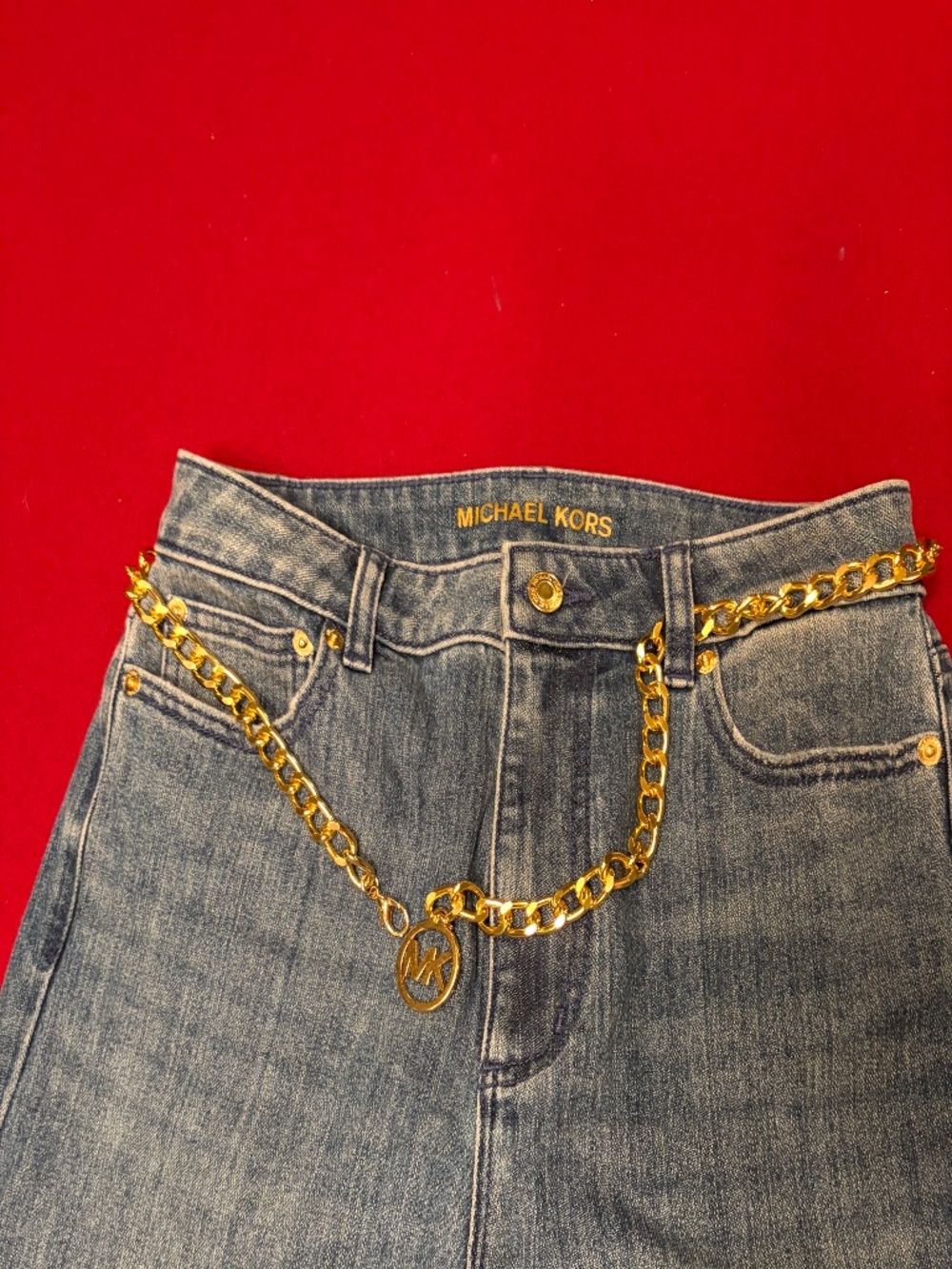 Michael Kors Women’s Size 4 Wide Leg Jeans w/ Gold MK Chain Belt Light Wash
